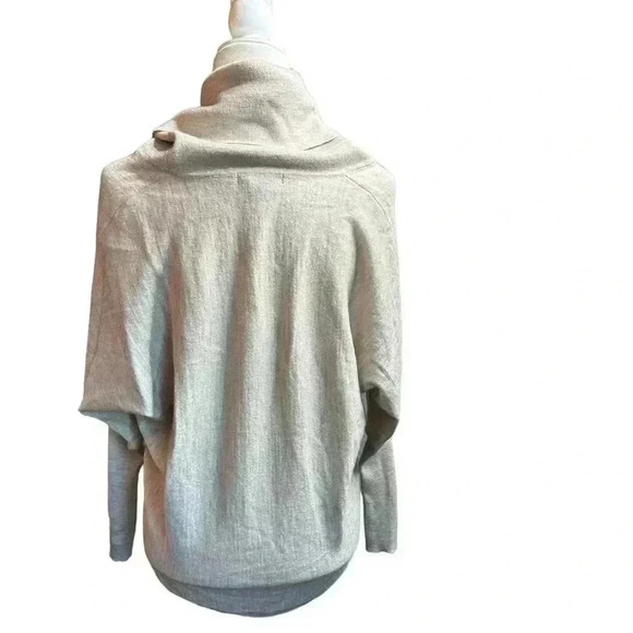 Logix Pockets Cowl Neck Wool Sweater size Small - Picture 4 of 5